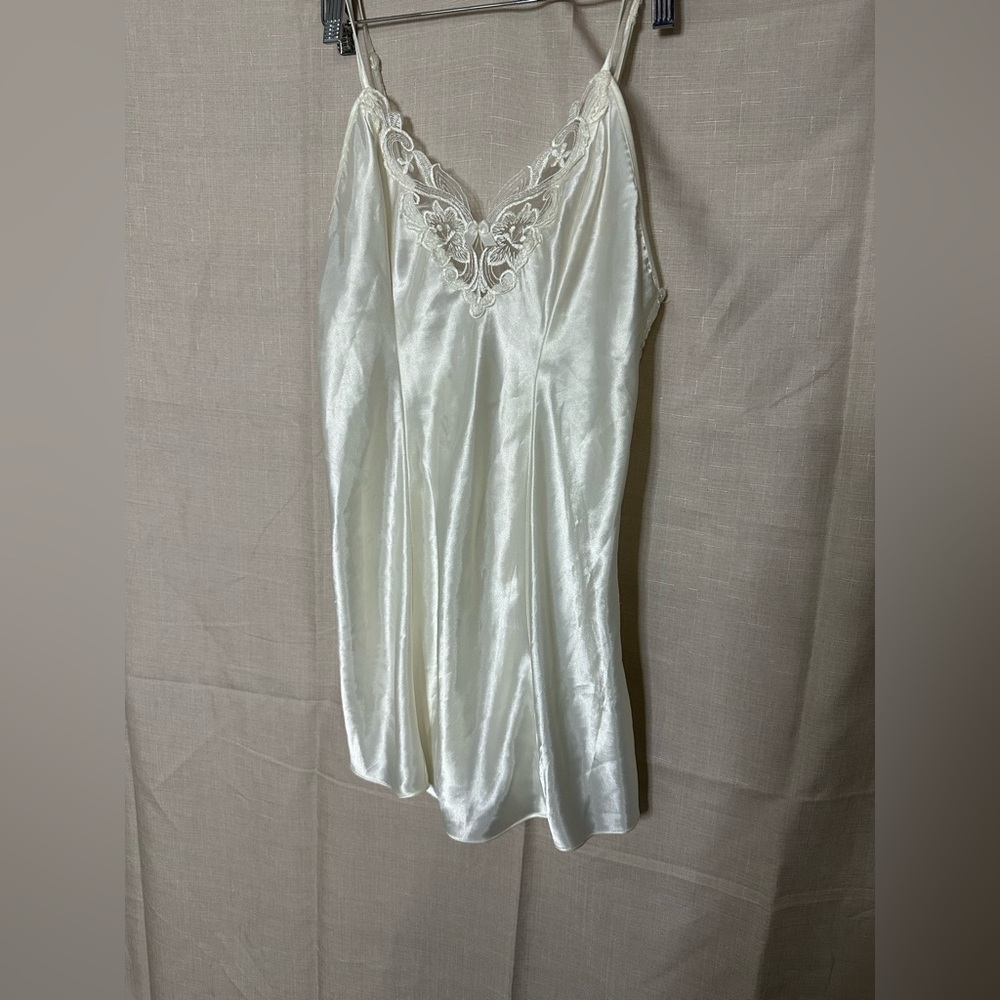 Fredericks of Hollywood vintage style slip